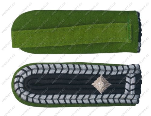 Zgodnie z Dz. U. 94 Nr 24 poz. 83, sprost.: Dz. U. 94 Nr 43 poz. 170, kopiowanie, przetwarzanie i rozpowszechnianie tych materiałów w całości lub w części bez mojej zgody jest zabronione i stanowi naruszenie praw autorskich przez co podlega karze.