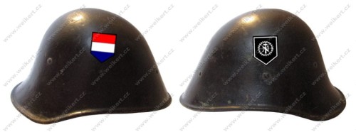 Zgodnie z Dz. U. 94 Nr 24 poz. 83, sprost.: Dz. U. 94 Nr 43 poz. 170, kopiowanie, przetwarzanie i rozpowszechnianie tych materiałów w całości lub w części bez mojej zgody jest zabronione i stanowi naruszenie praw autorskich przez co podlega karze.