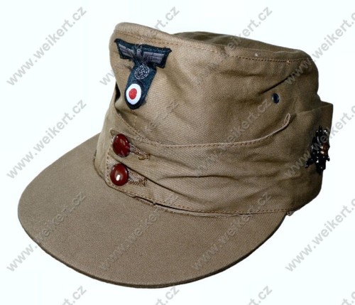 Zgodnie z Dz. U. 94 Nr 24 poz. 83, sprost.: Dz. U. 94 Nr 43 poz. 170, kopiowanie, przetwarzanie i rozpowszechnianie tych materiałów w całości lub w części bez mojej zgody jest zabronione i stanowi naruszenie praw autorskich przez co podlega karze.