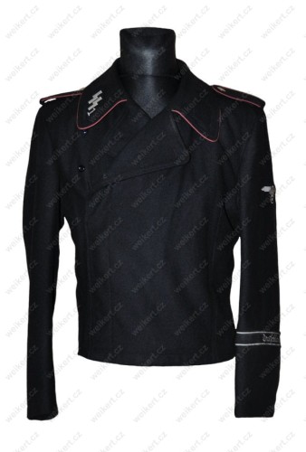 Zgodnie z Dz. U. 94 Nr 24 poz. 83, sprost.: Dz. U. 94 Nr 43 poz. 170, kopiowanie, przetwarzanie i rozpowszechnianie tych materiałów w całości lub w części bez mojej zgody jest zabronione i stanowi naruszenie praw autorskich przez co podlega karze.