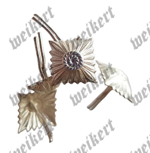 Zgodnie z Dz. U. 94 Nr 24 poz. 83, sprost.: Dz. U. 94 Nr 43 poz. 170, kopiowanie, przetwarzanie i rozpowszechnianie tych materiałów w całości lub w części bez mojej zgody jest zabronione i stanowi naruszenie praw autorskich przez co podlega karze.