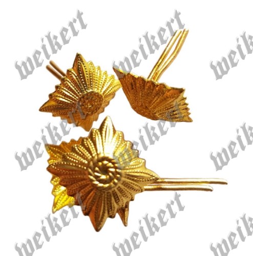 Zgodnie z Dz. U. 94 Nr 24 poz. 83, sprost.: Dz. U. 94 Nr 43 poz. 170, kopiowanie, przetwarzanie i rozpowszechnianie tych materiałów w całości lub w części bez mojej zgody jest zabronione i stanowi naruszenie praw autorskich przez co podlega karze.