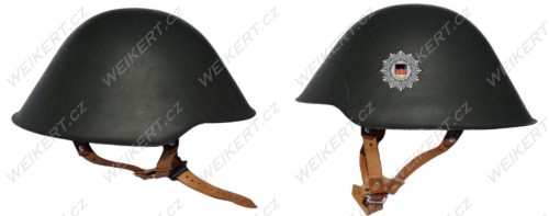 Zgodnie z Dz. U. 94 Nr 24 poz. 83, sprost.: Dz. U. 94 Nr 43 poz. 170, kopiowanie, przetwarzanie i rozpowszechnianie tych materiałów w całości lub w części bez mojej zgody jest zabronione i stanowi naruszenie praw autorskich przez co podlega karze.