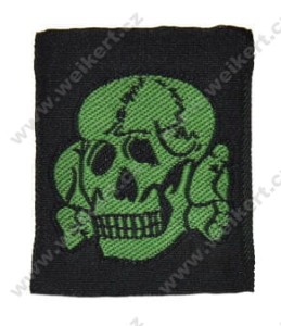 BeVo - Totenkopf auf einer schiffchen und feldmützen - WAFFEN SS - No.2