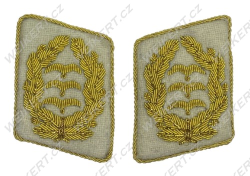 Zgodnie z Dz. U. 94 Nr 24 poz. 83, sprost.: Dz. U. 94 Nr 43 poz. 170, kopiowanie, przetwarzanie i rozpowszechnianie tych materiałów w całości lub w części bez zgody autora jest zabronione i stanowi naruszenie praw autorskich przez co podlega karze.