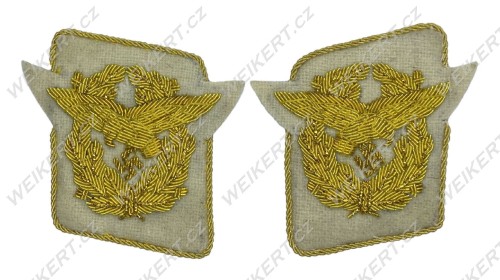 Zgodnie z Dz. U. 94 Nr 24 poz. 83, sprost.: Dz. U. 94 Nr 43 poz. 170, kopiowanie, przetwarzanie i rozpowszechnianie tych materiałów w całości lub w części bez zgody autora jest zabronione i stanowi naruszenie praw autorskich przez co podlega karze.