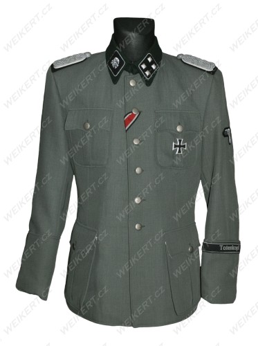 Zgodnie z Dz. U. 94 Nr 24 poz. 83, sprost.: Dz. U. 94 Nr 43 poz. 170, kopiowanie, przetwarzanie i rozpowszechnianie tych materiałów w całości lub w części bez zgody autora jest zabronione i stanowi naruszenie praw autorskich przez co podlega karze.