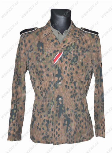 Zgodnie z Dz. U. 94 Nr 24 poz. 83, sprost.: Dz. U. 94 Nr 43 poz. 170, kopiowanie, przetwarzanie i rozpowszechnianie tych materiałów w całości lub w części bez zgody autora jest zabronione i stanowi naruszenie praw autorskich przez co podlega karze.