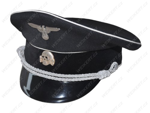 Zgodnie z Dz. U. 94 Nr 24 poz. 83, sprost.: Dz. U. 94 Nr 43 poz. 170, kopiowanie, przetwarzanie i rozpowszechnianie tych materiałów w całości lub w części bez zgody autora jest zabronione i stanowi naruszenie praw autorskich przez co podlega karze.