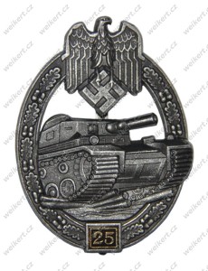 Pancerna odznaka szturmowa z liczbą operacji - postarzana  - 25 szturmów