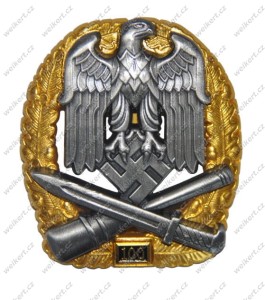 Odznaka szturmowa z liczbą operacji - IV stopnia  - 100 szturmów