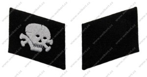 WAFFEN SS - dywizja Totenkopf - Patki na kołnierz / Kragenspiegel - SS-Schutze / SS-Oberschutze