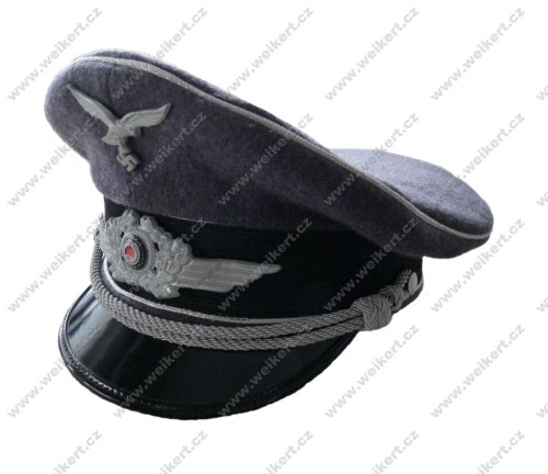 Zgodnie z Dz. U. 94 Nr 24 poz. 83, sprost.: Dz. U. 94 Nr 43 poz. 170, kopiowanie, przetwarzanie i rozpowszechnianie tych materiałów w całości lub w części bez mojej zgody jest zabronione i stanowi naruszenie praw autorskich przez co podlega karze.