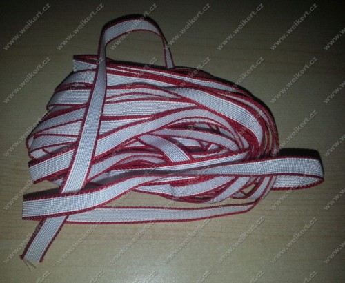 Zgodnie z Dz. U. 94 Nr 24 poz. 83, sprost.: Dz. U. 94 Nr 43 poz. 170, kopiowanie, przetwarzanie i rozpowszechnianie tych materiałów w całości lub w części bez mojej zgody jest zabronione i stanowi naruszenie praw autorskich przez co podlega karze.