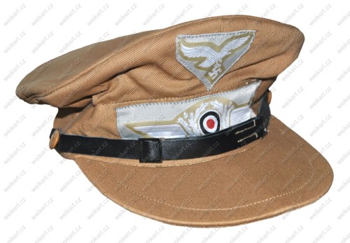 Zgodnie z Dz. U. 94 Nr 24 poz. 83, sprost.: Dz. U. 94 Nr 43 poz. 170, kopiowanie, przetwarzanie i rozpowszechnianie tych materiałów w całości lub w części bez mojej zgody jest zabronione i stanowi naruszenie praw autorskich przez co podlega karze.