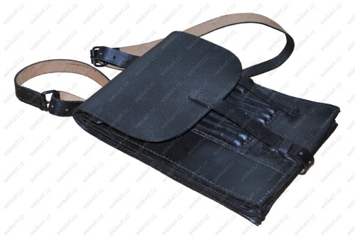 Zgodnie z Dz. U. 94 Nr 24 poz. 83, sprost.: Dz. U. 94 Nr 43 poz. 170, kopiowanie, przetwarzanie i rozpowszechnianie tych materiałów w całości lub w części bez mojej zgody jest zabronione i stanowi naruszenie praw autorskich przez co podlega karze.