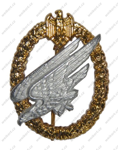 Zgodnie z Dz. U. 94 Nr 24 poz. 83, sprost.: Dz. U. 94 Nr 43 poz. 170, kopiowanie, przetwarzanie i rozpowszechnianie tych materiałów w całości lub w części bez mojej zgody jest zabronione i stanowi naruszenie praw autorskich przez co podlega karze.