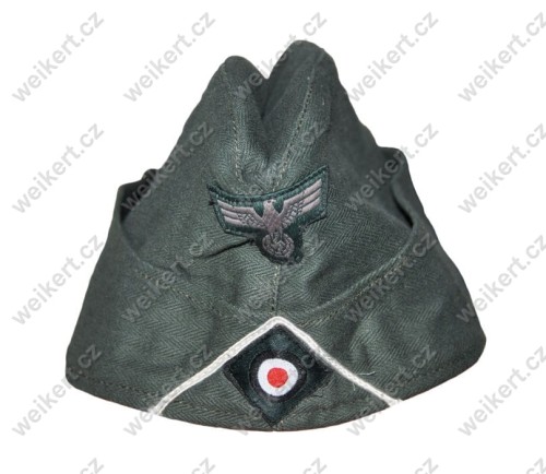 Zgodnie z Dz. U. 94 Nr 24 poz. 83, sprost.: Dz. U. 94 Nr 43 poz. 170, kopiowanie, przetwarzanie i rozpowszechnianie tych materiałów w całości lub w części bez mojej zgody jest zabronione i stanowi naruszenie praw autorskich przez co podlega karze.