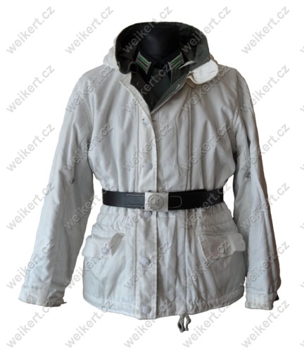 Zgodnie z Dz. U. 94 Nr 24 poz. 83, sprost.: Dz. U. 94 Nr 43 poz. 170, kopiowanie, przetwarzanie i rozpowszechnianie tych materiałów w całości lub w części bez mojej zgody jest zabronione i stanowi naruszenie praw autorskich przez co podlega karze.