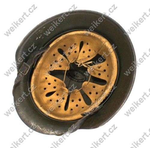 Zgodnie z Dz. U. 94 Nr 24 poz. 83, sprost.: Dz. U. 94 Nr 43 poz. 170, kopiowanie, przetwarzanie i rozpowszechnianie tych materiałów w całości lub w części bez mojej zgody jest zabronione i stanowi naruszenie praw autorskich przez co podlega karze.