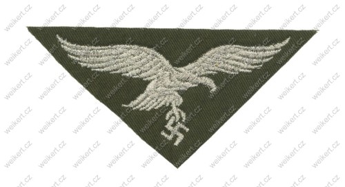 Zgodnie z Dz. U. 94 Nr 24 poz. 83, sprost.: Dz. U. 94 Nr 43 poz. 170, kopiowanie, przetwarzanie i rozpowszechnianie tych materiałów w całości lub w części bez mojej zgody jest zabronione i stanowi naruszenie praw autorskich przez co podlega karze. 